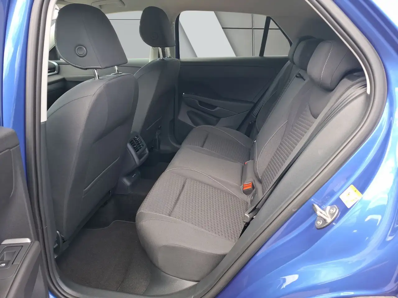 Volkswagen T-Roc 11
