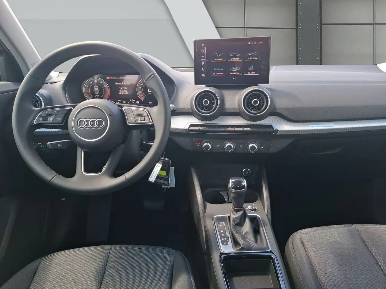 Audi Q2 35 12