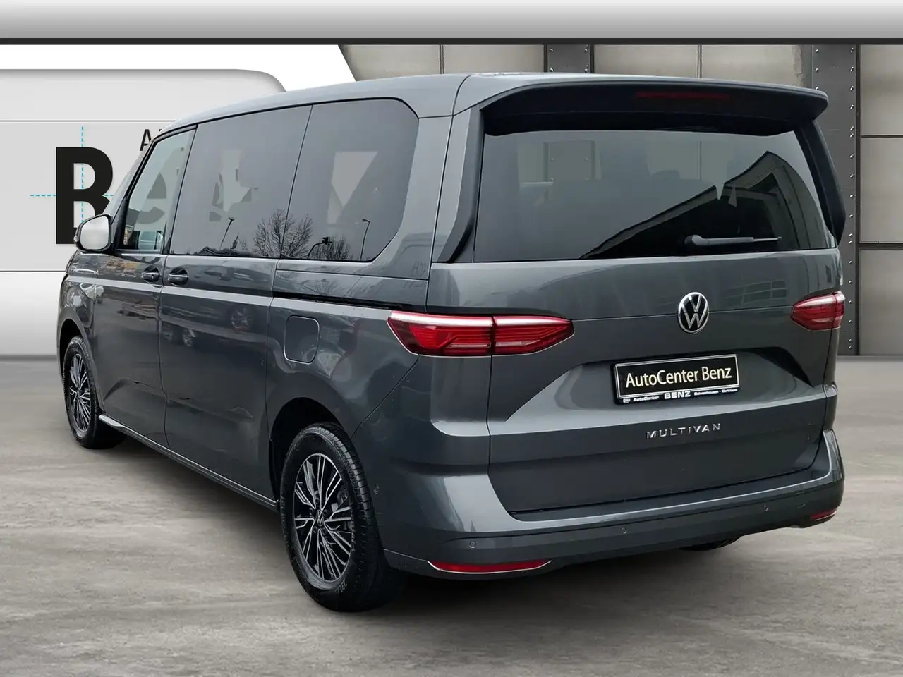 Volkswagen T7 Multivan 3