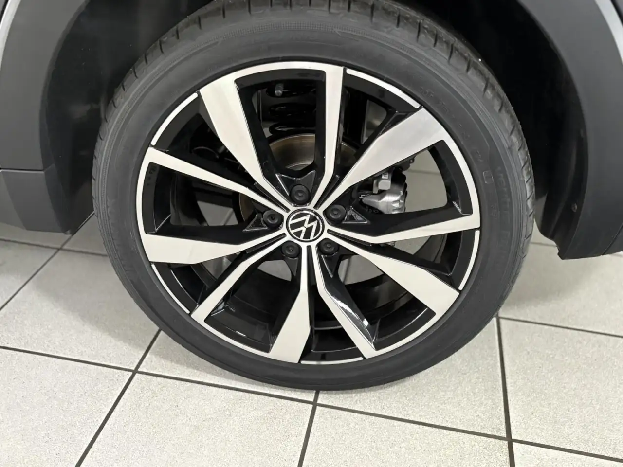 Volkswagen T-Cross 6