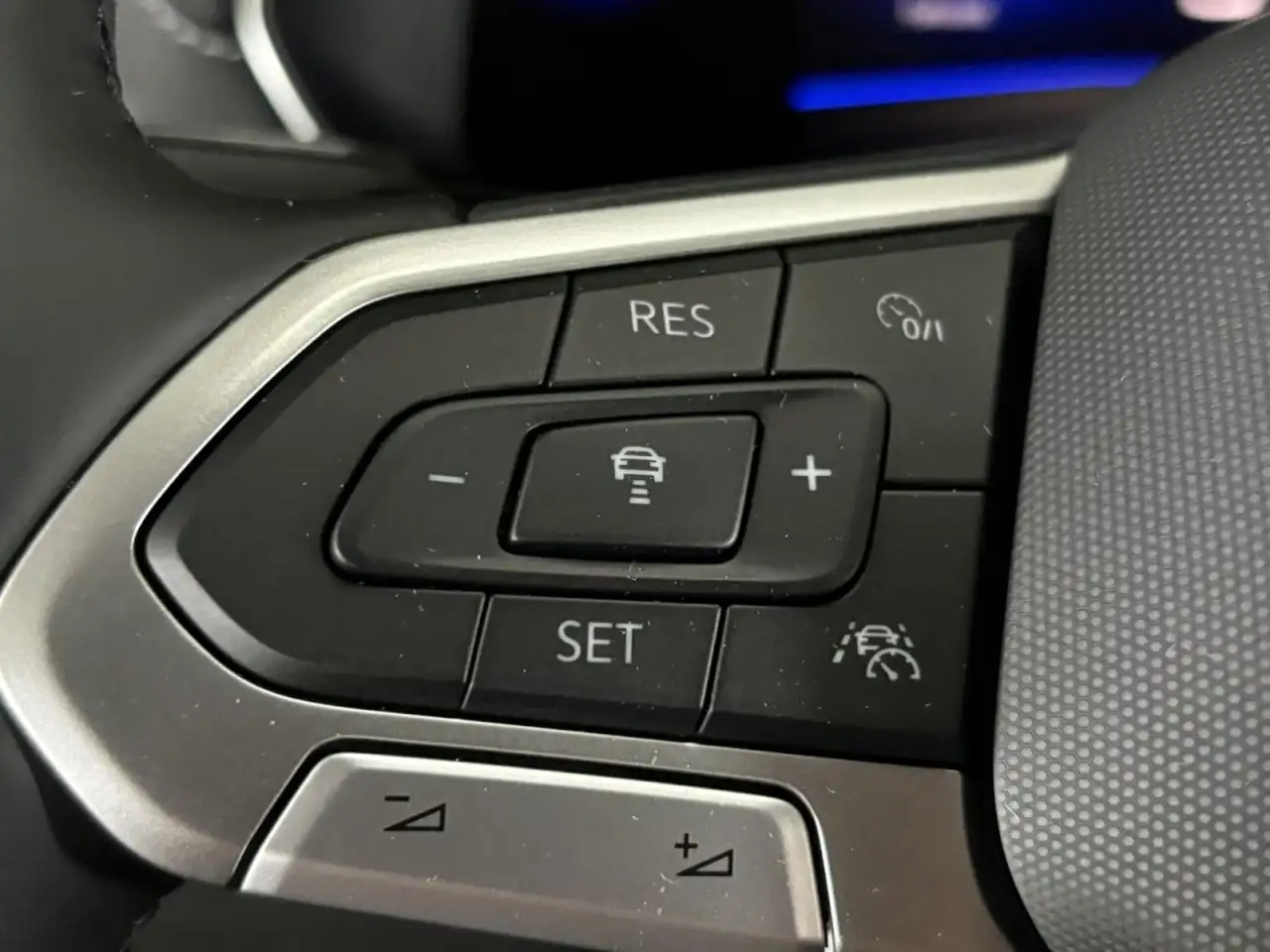 Volkswagen T-Cross 9