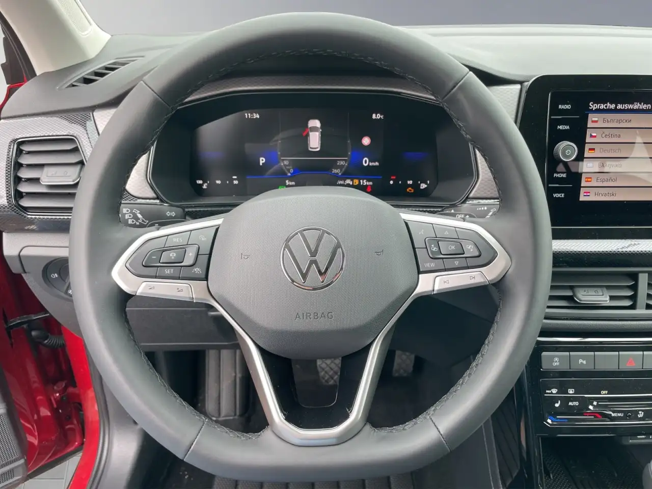 Volkswagen T-Cross 8