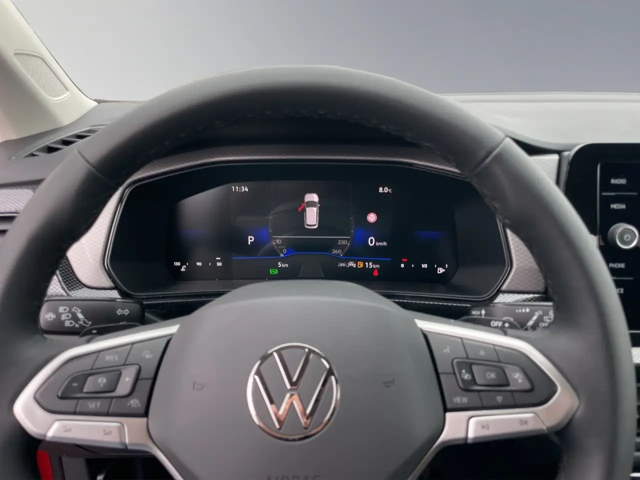Volkswagen T-Cross 9
