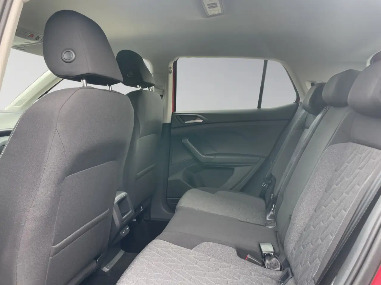 Volkswagen T-Cross 10