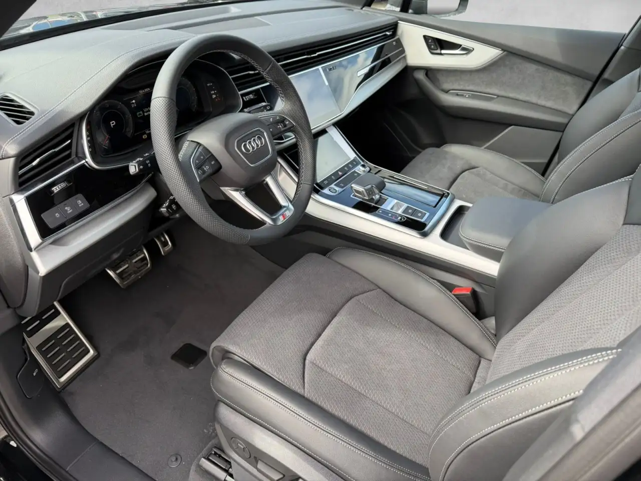 Audi Q7 5