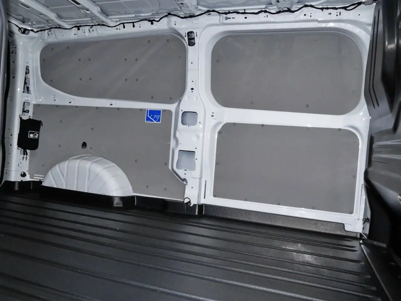 Ford Transit 8