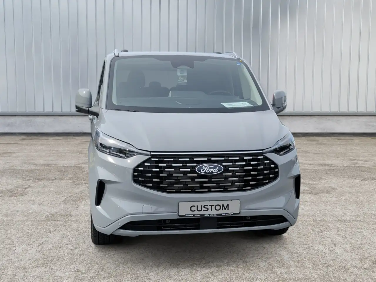 Ford Tourneo 9