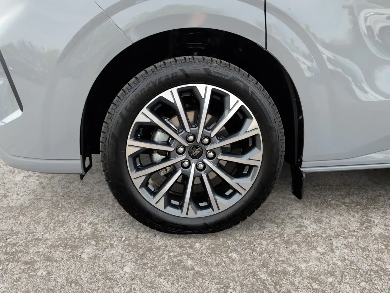 Ford Tourneo 10