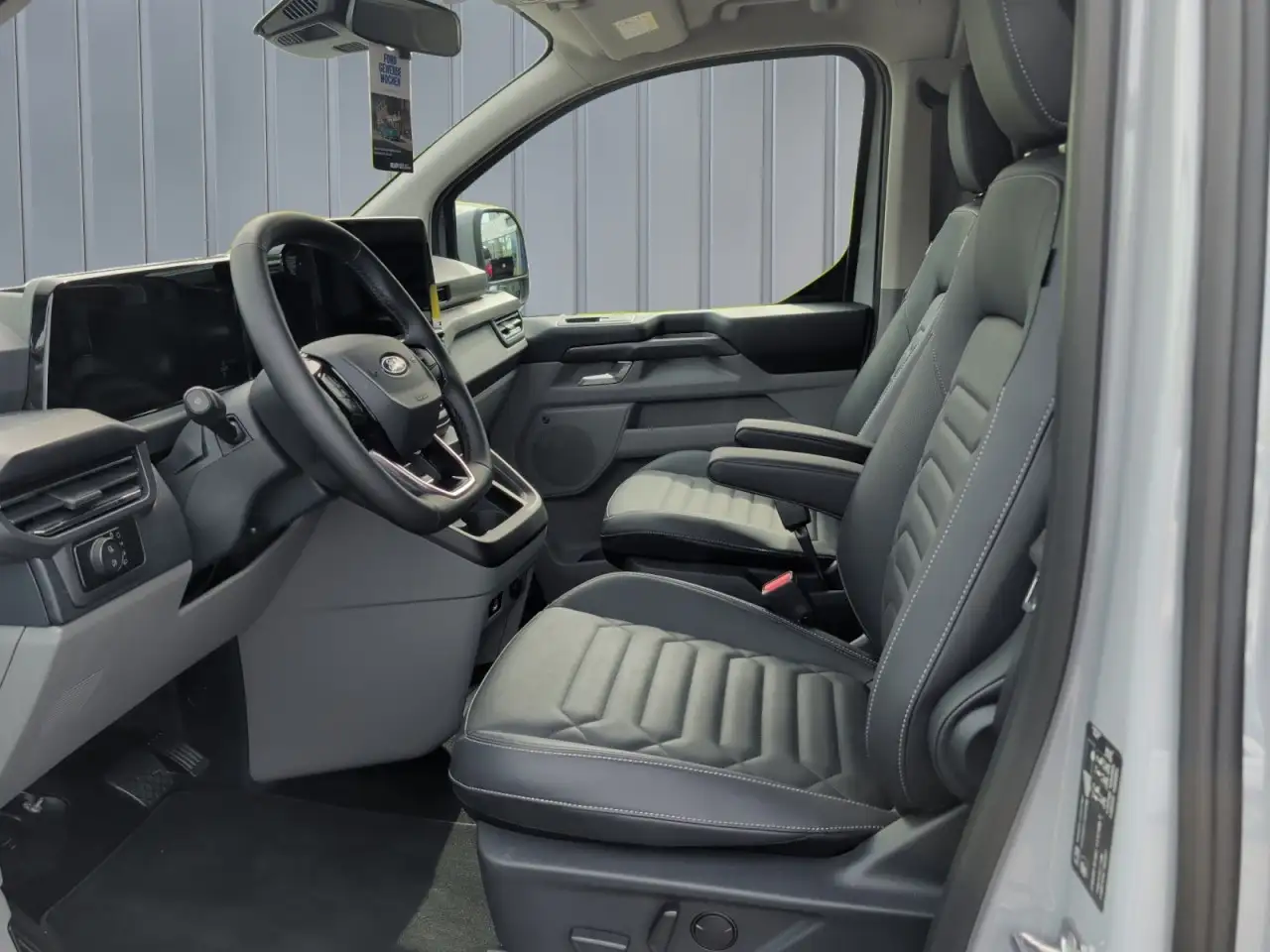 Ford Tourneo 12