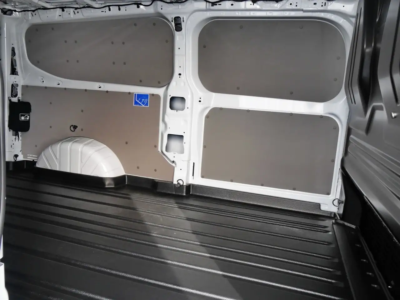 Ford Transit 8