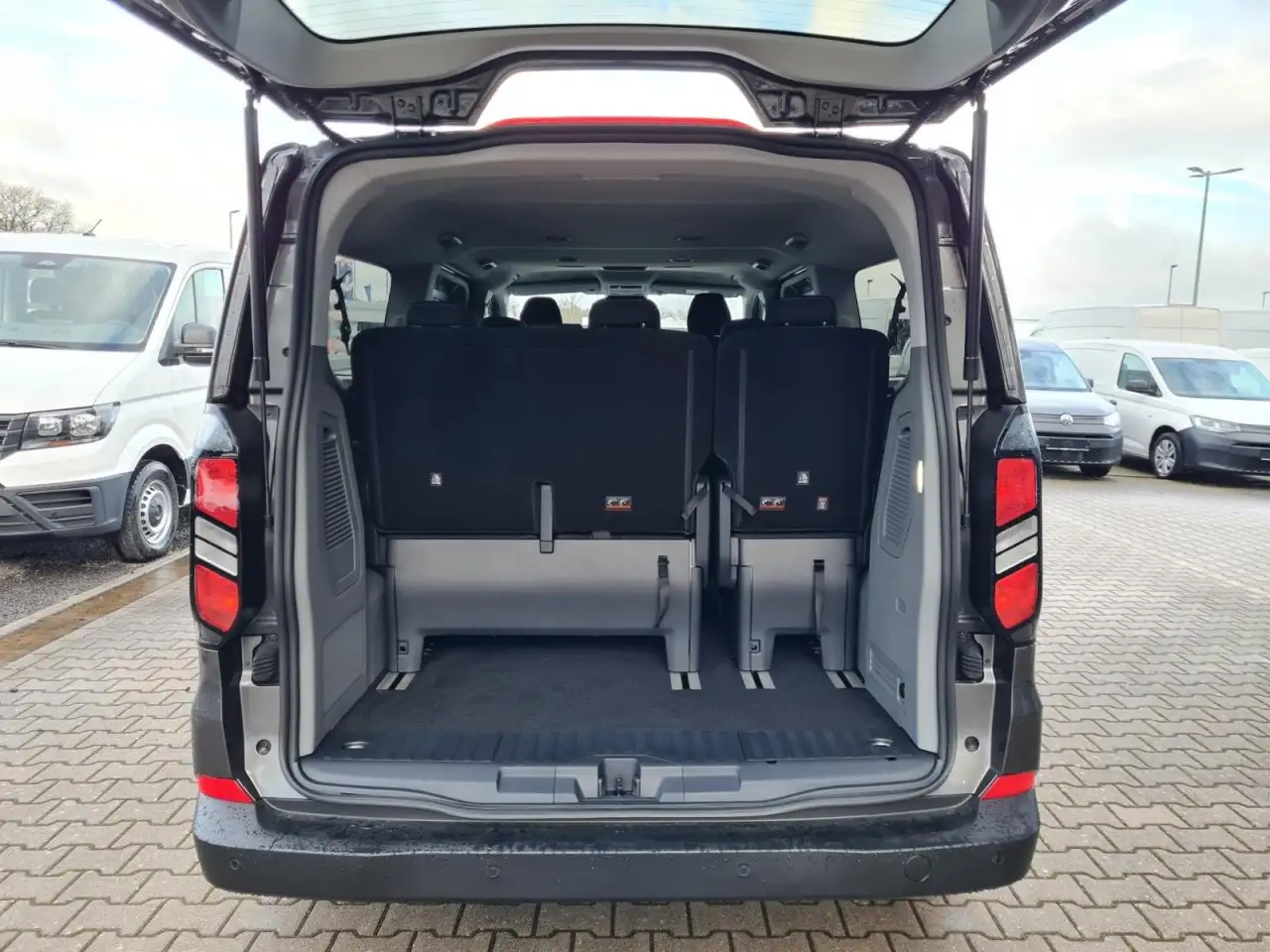 Ford Tourneo 7
