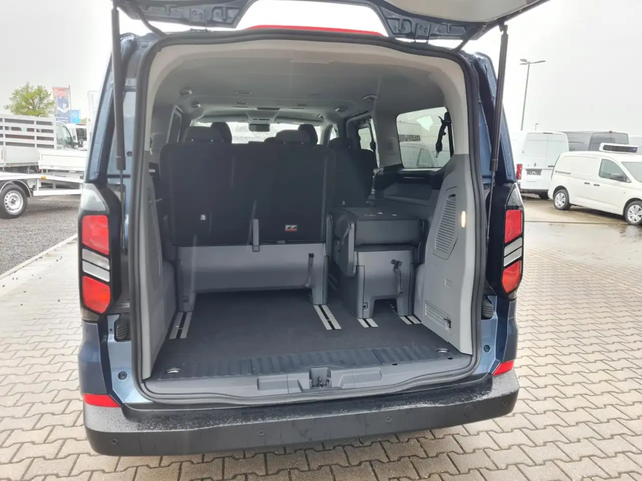 Ford Tourneo 6
