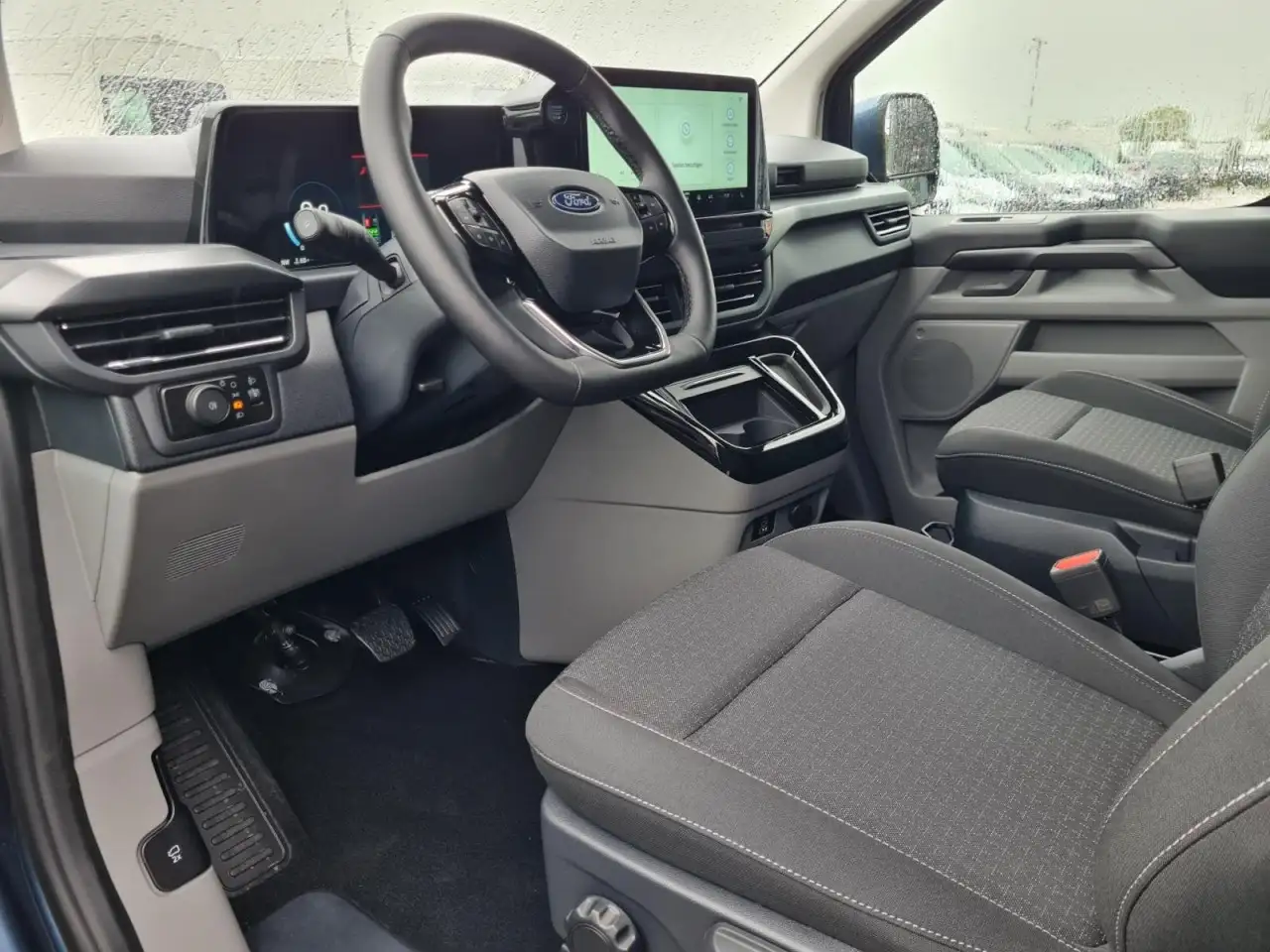Ford Tourneo 9