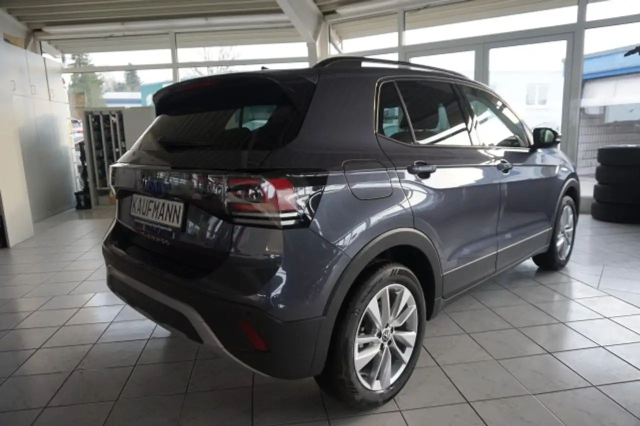 Volkswagen T-Cross 4