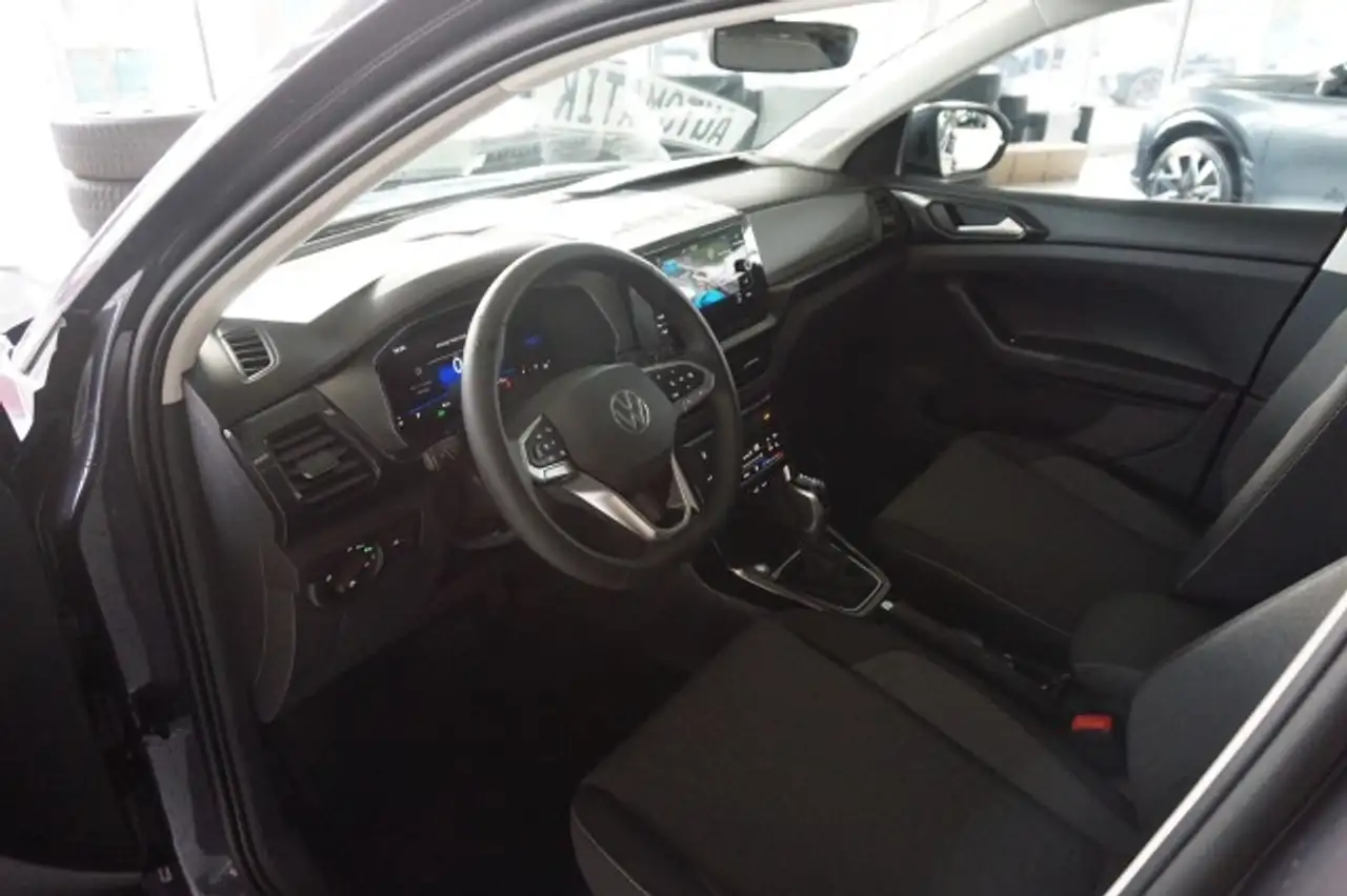 Volkswagen T-Cross 9