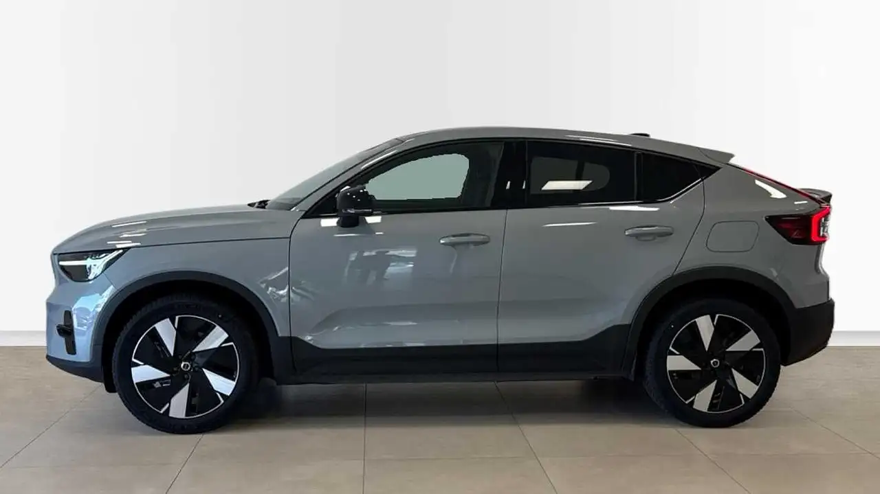 Volvo C40 3
