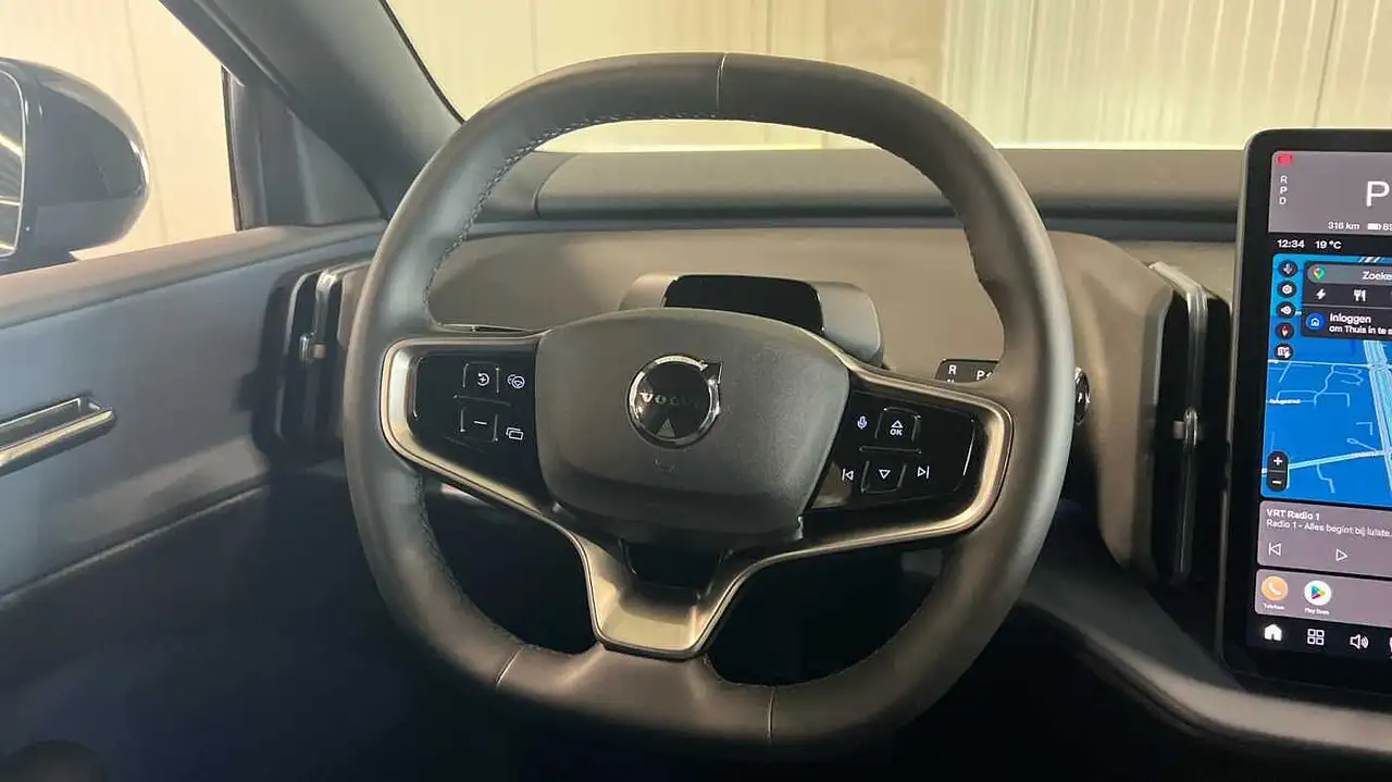 Volvo EX30 11