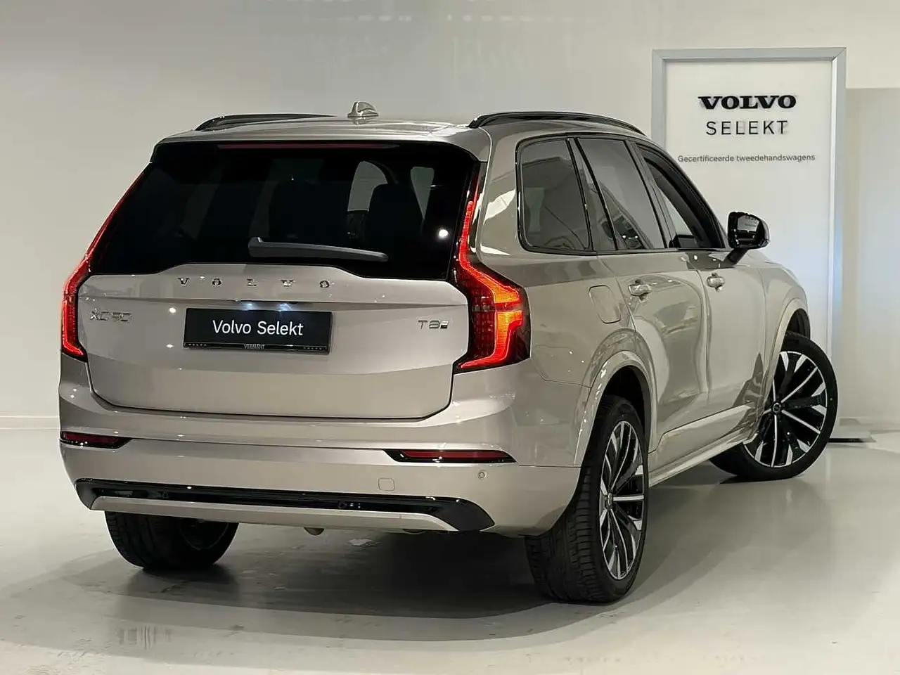 Volvo XC90 2