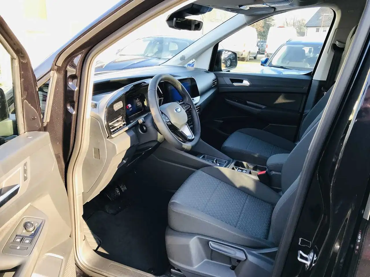Ford Tourneo 11