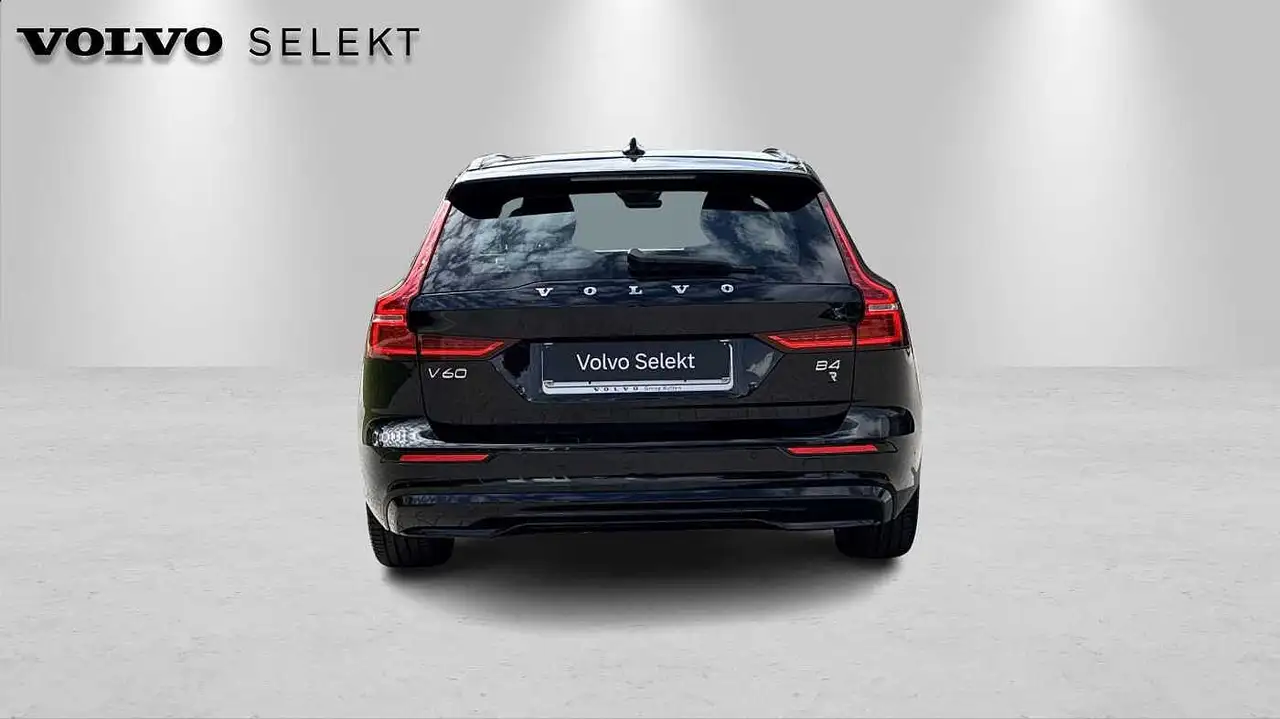 Volvo V60 4
