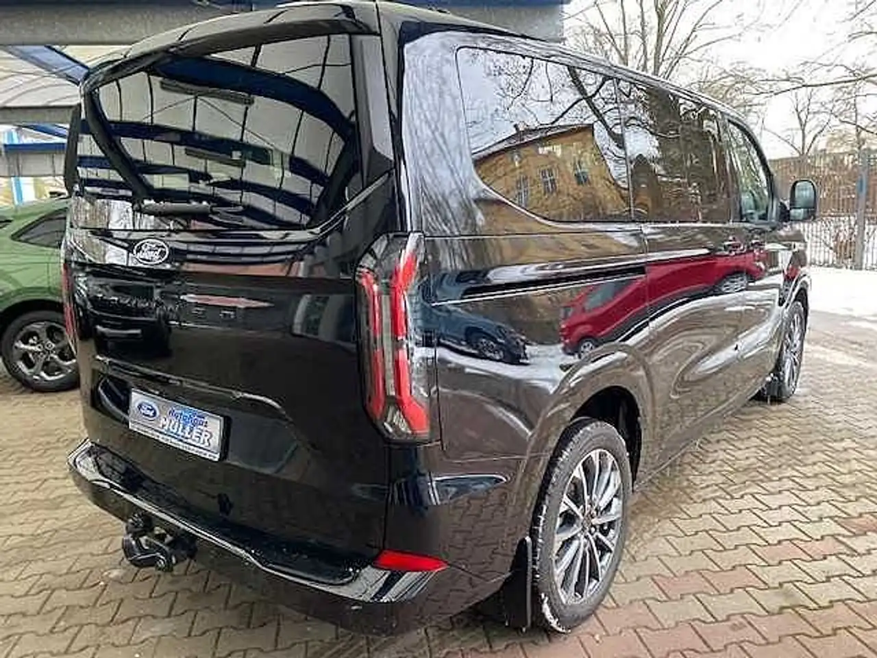 Ford Tourneo 4