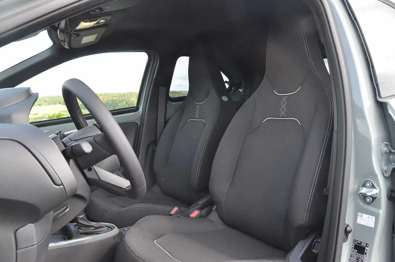 Toyota Aygo X 8