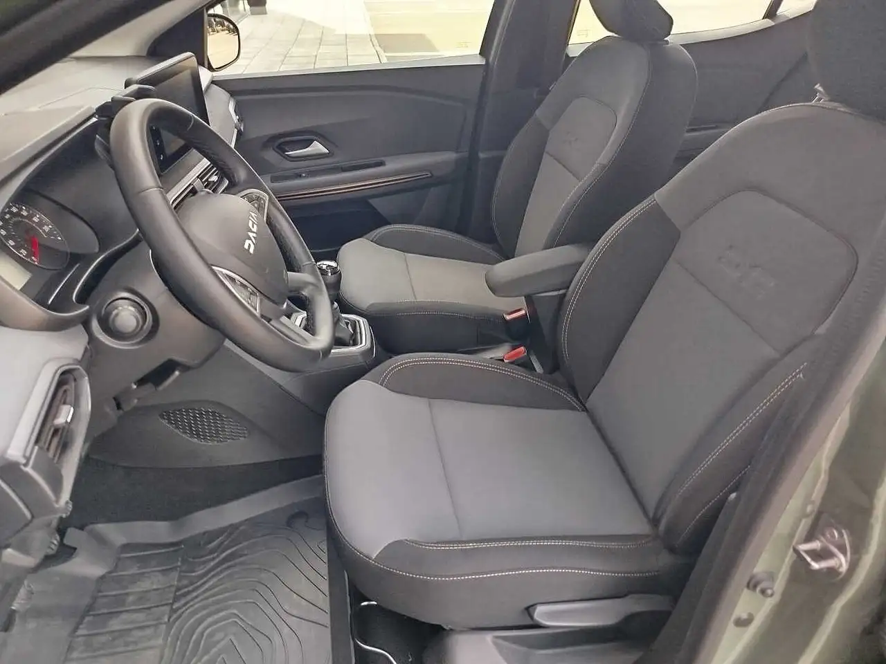 Dacia Sandero 10