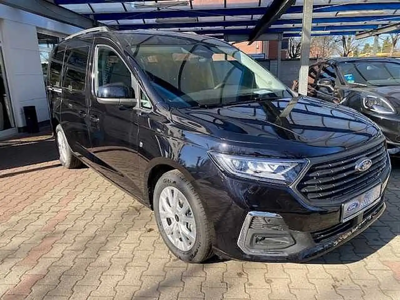 Ford Tourneo 3