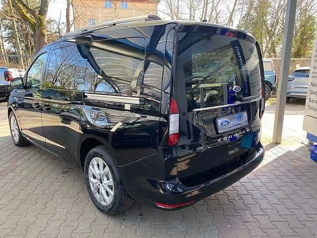 Ford Tourneo 7