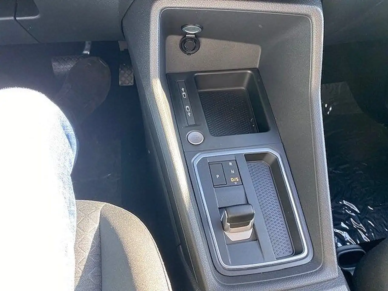 Ford Tourneo 16
