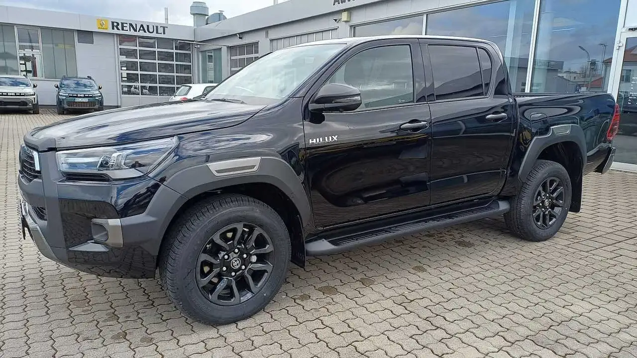Toyota Hilux