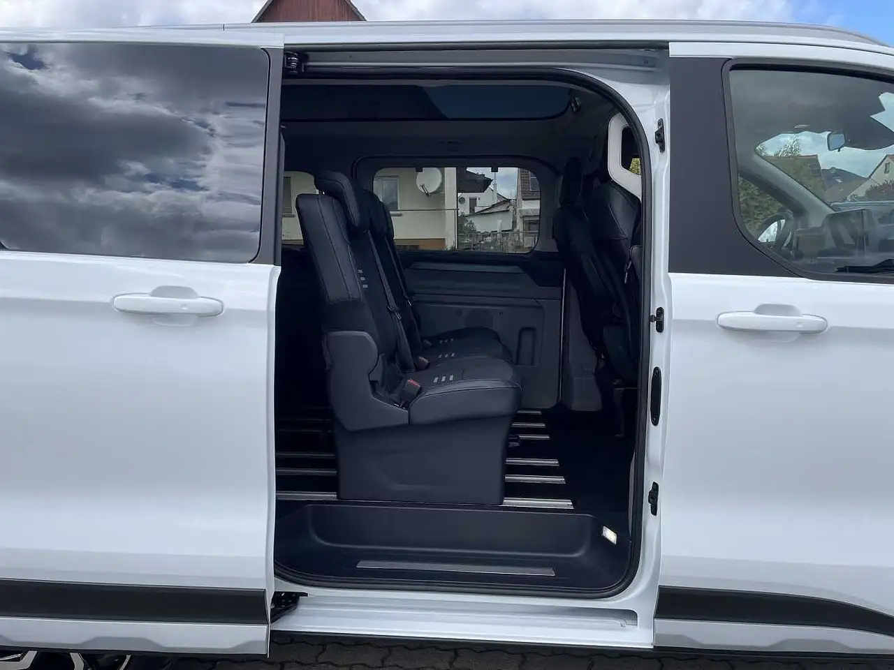 Ford Tourneo 7