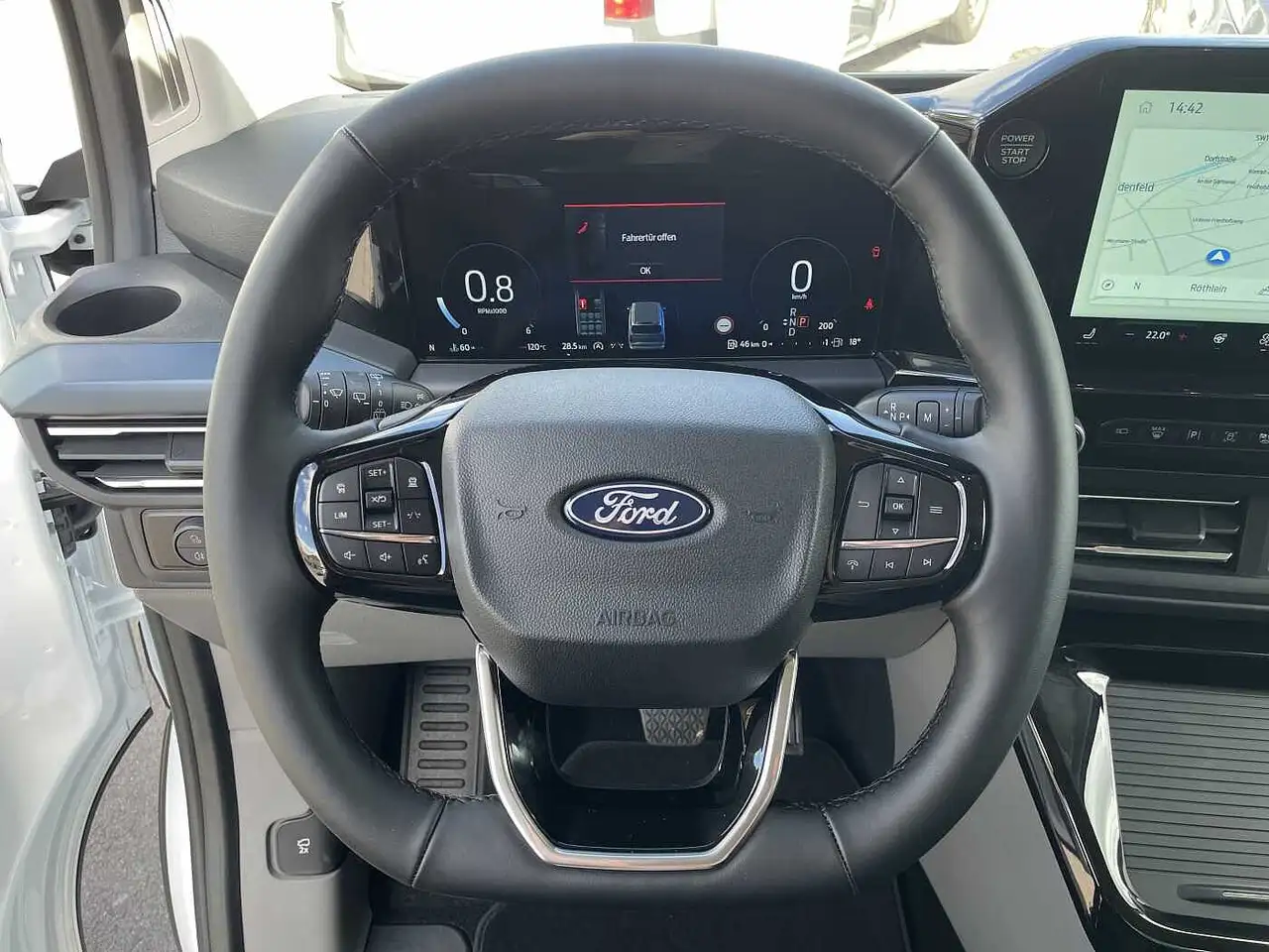 Ford Tourneo 11