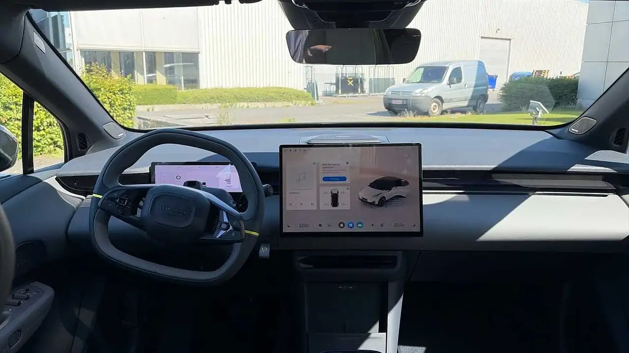 Lynk & Co 5