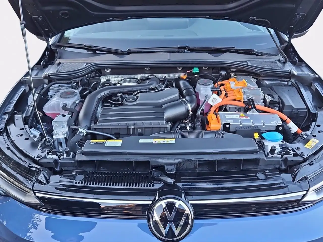 Volkswagen Golf 10