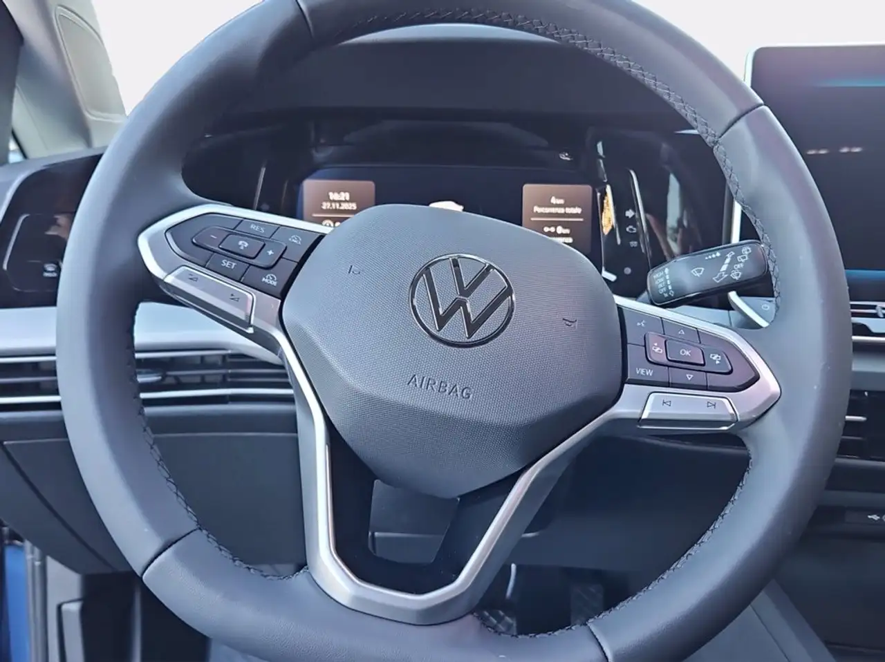 Volkswagen Golf 12