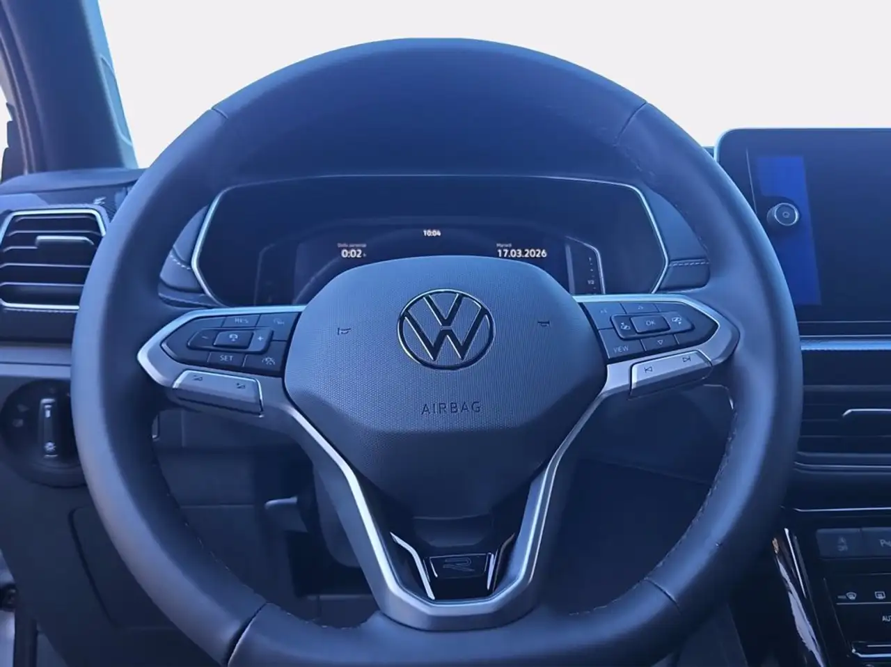 Volkswagen T-Cross 12