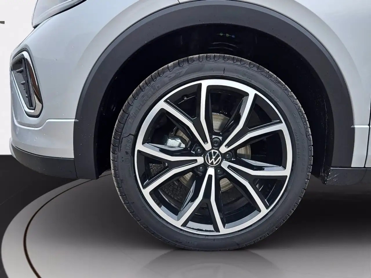 Volkswagen T-Cross 9