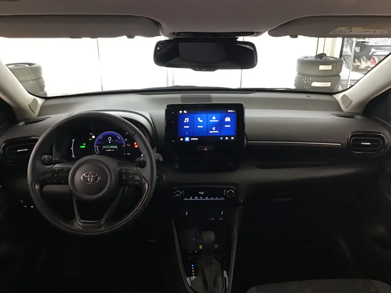 Toyota Yaris 9