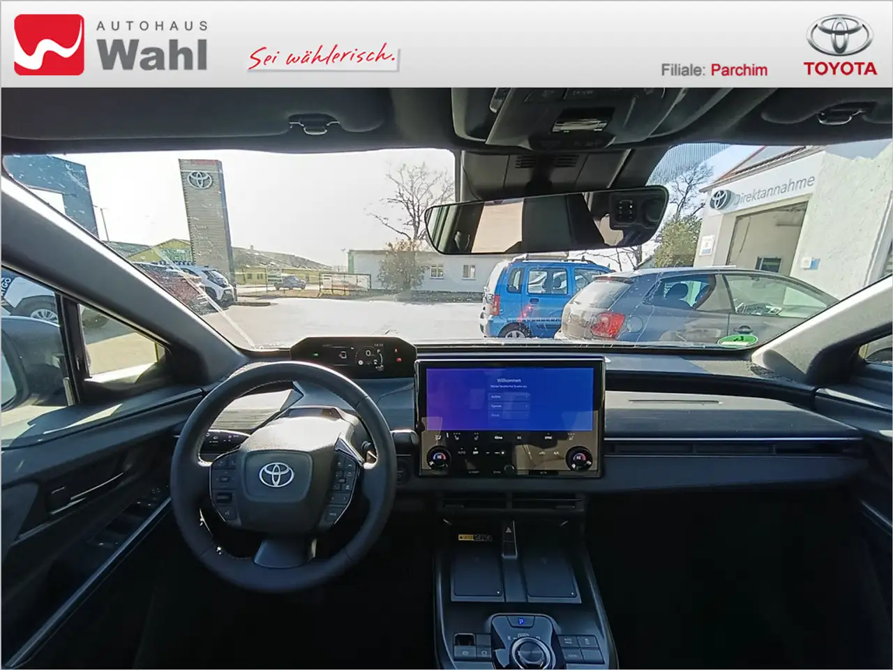Toyota C-HR+ 165 9