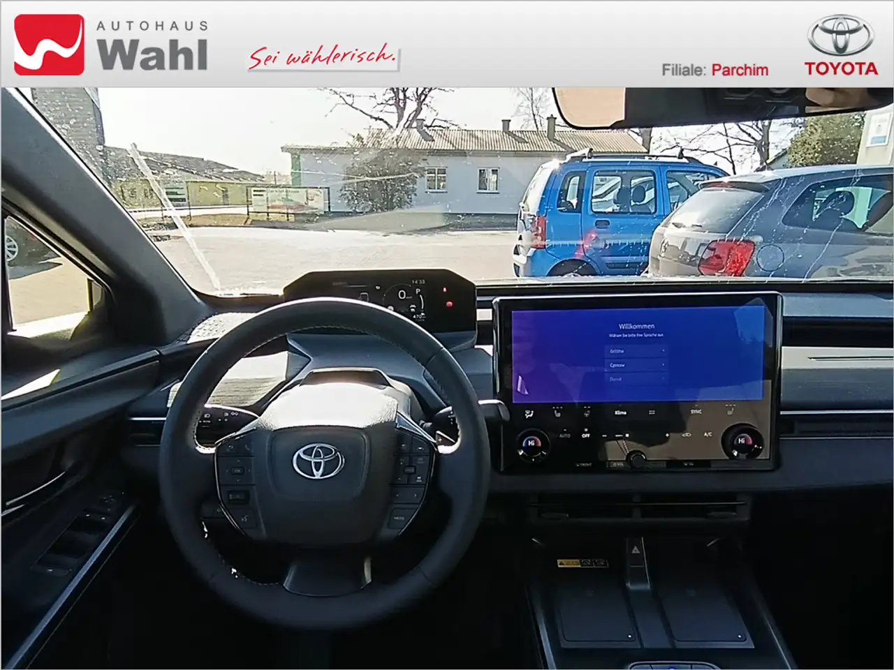 Toyota C-HR+ 165 10