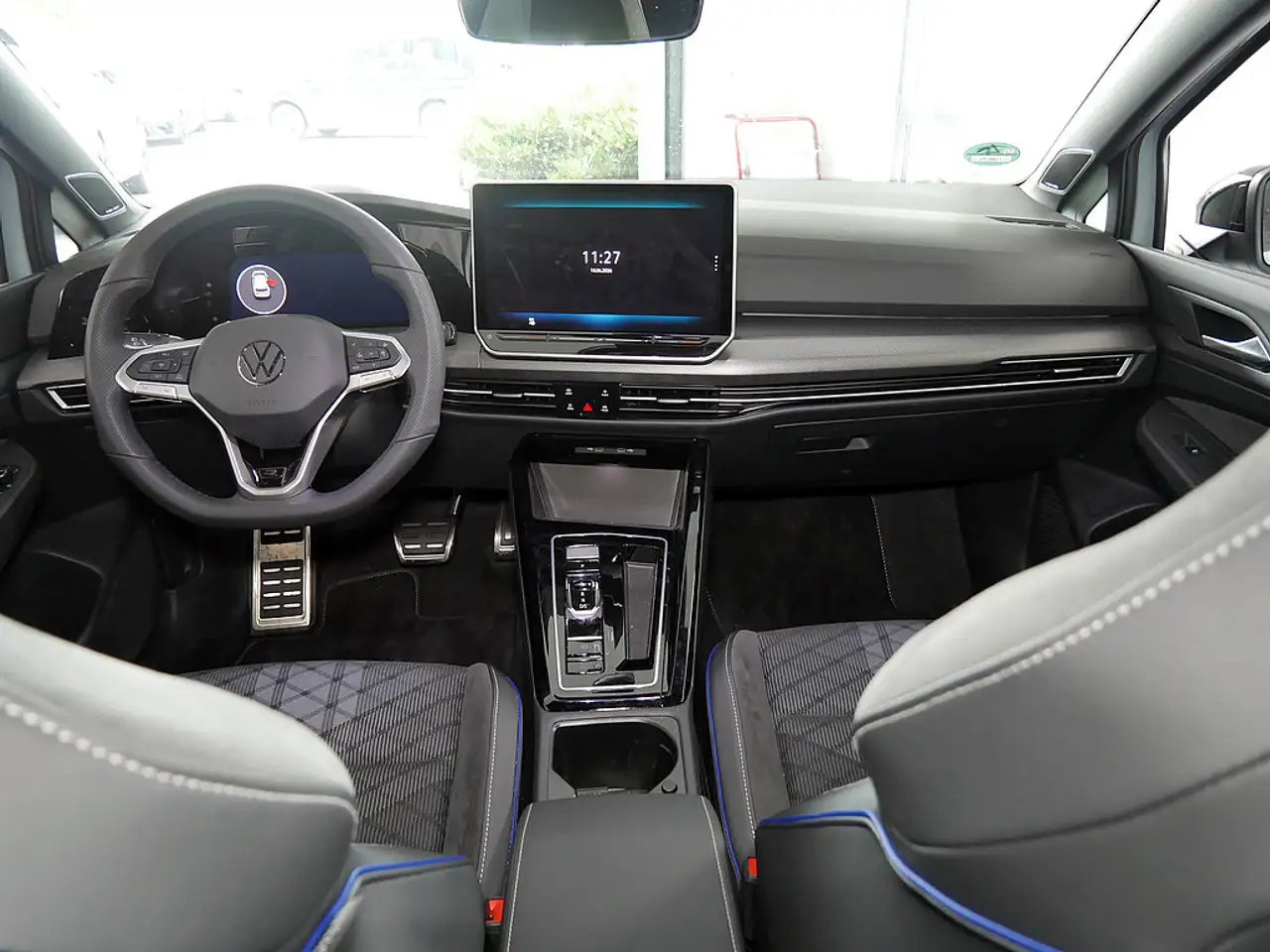 Volkswagen Golf 11