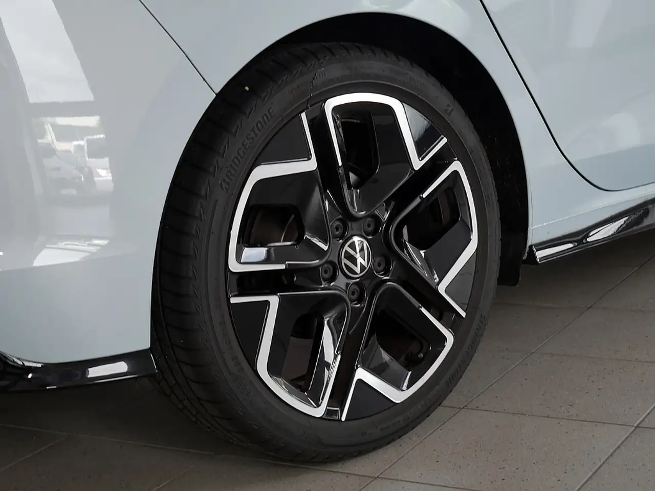 Volkswagen Golf 13