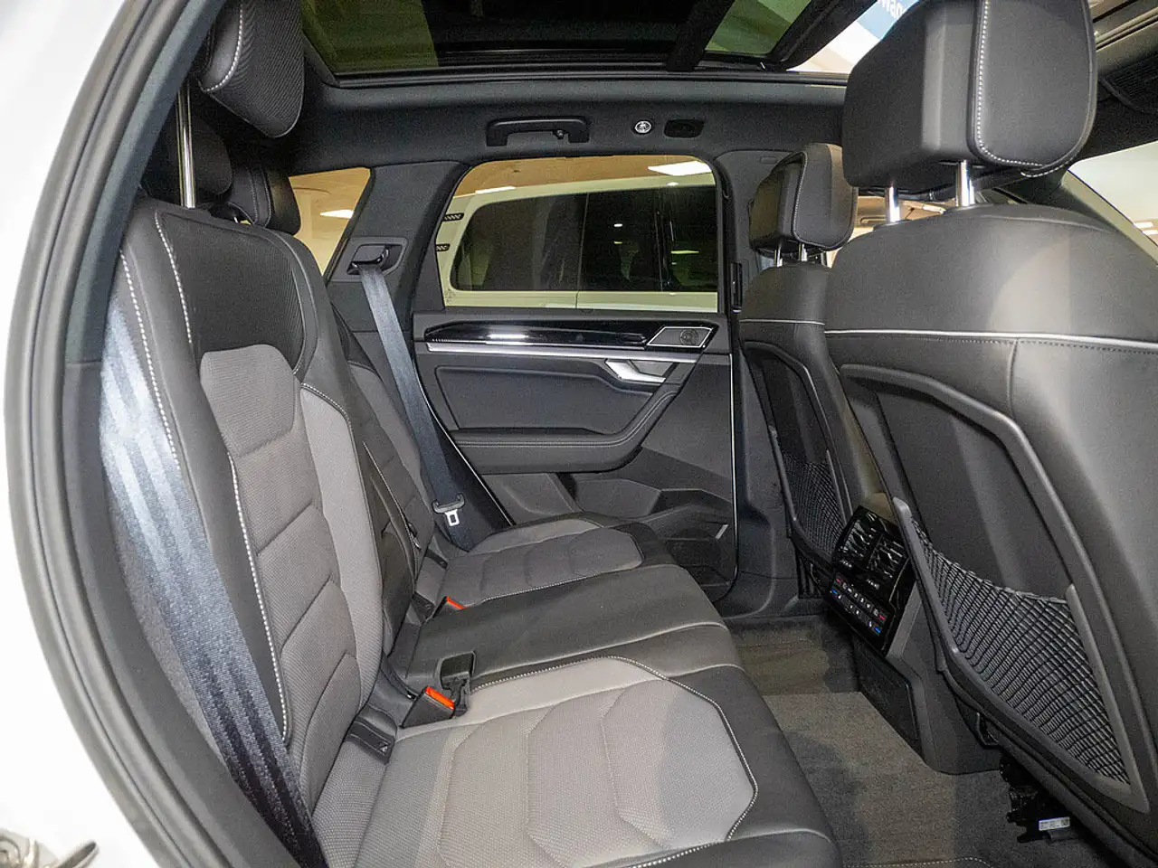 Volkswagen Touareg 7