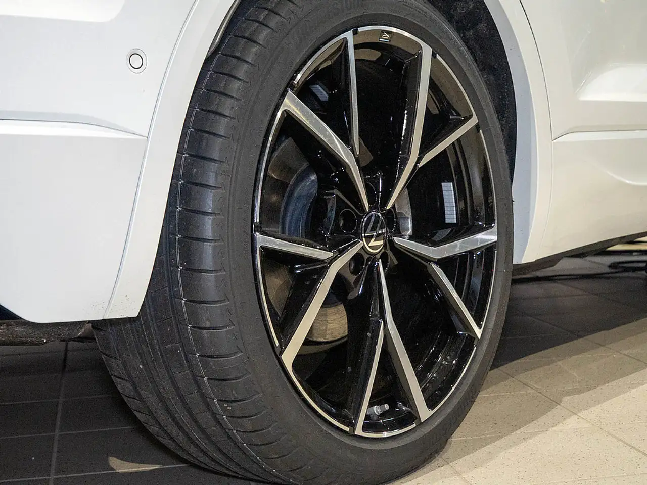 Volkswagen Touareg 11