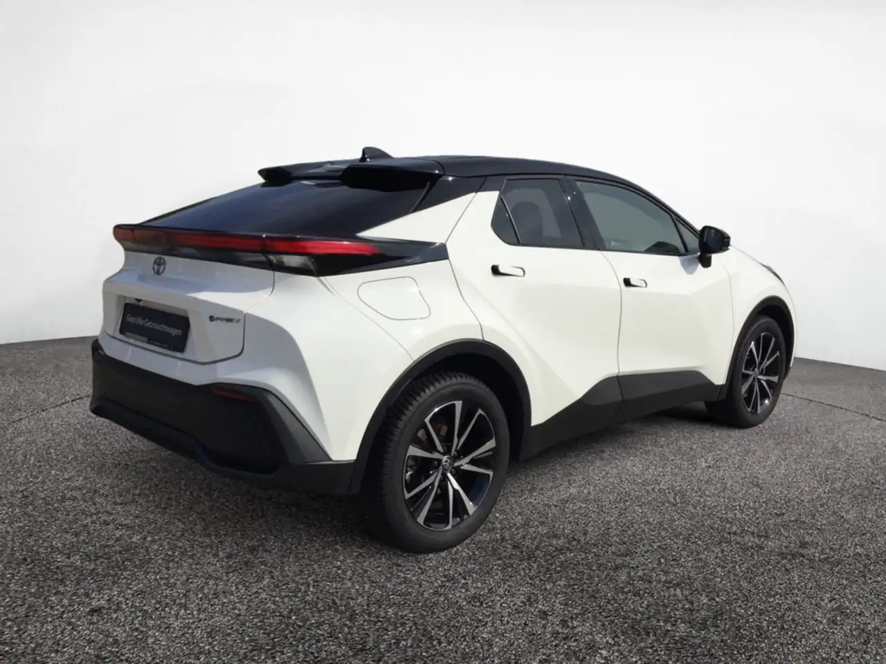 Toyota C-HR 4