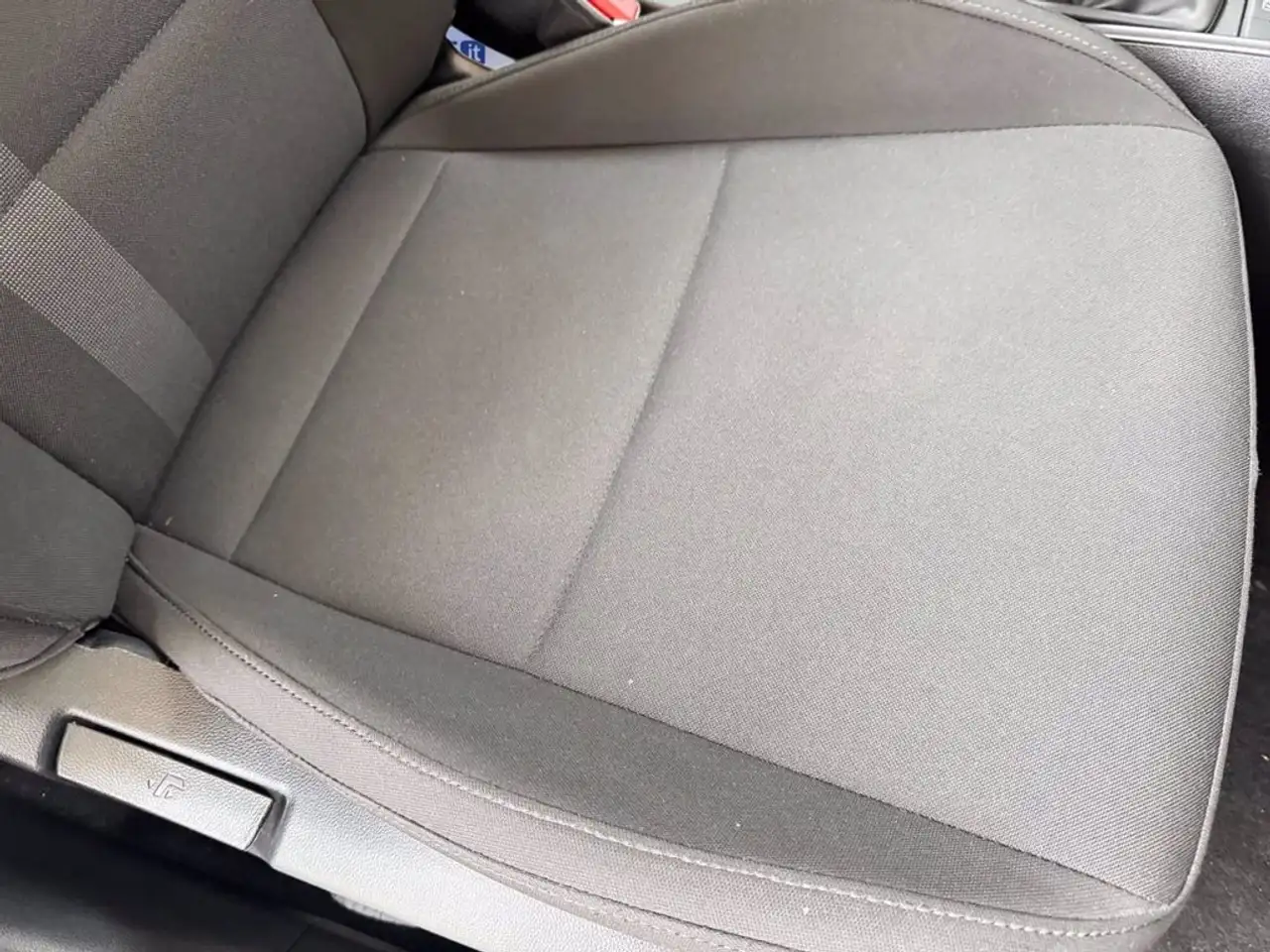 Hyundai i20 9