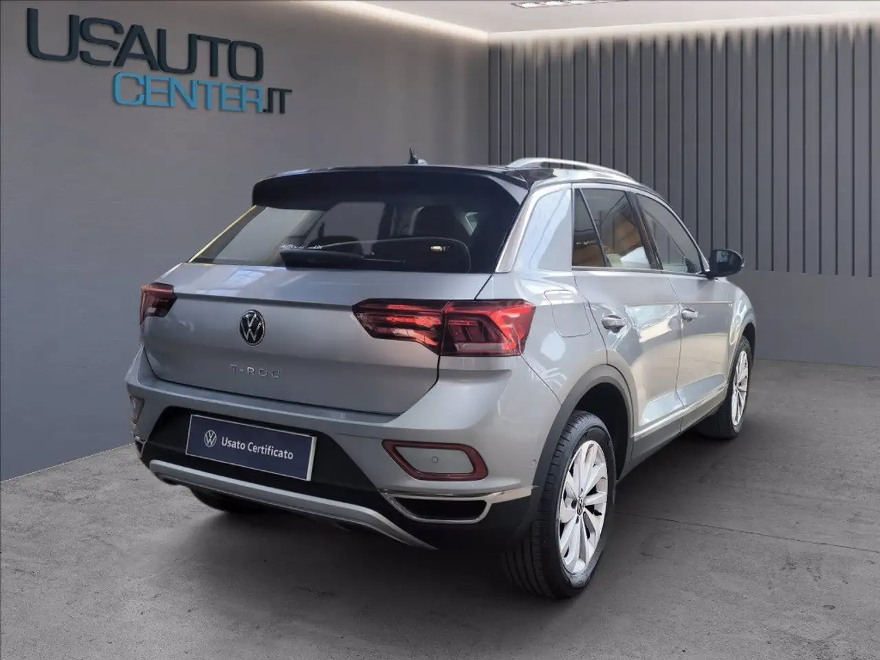 Volkswagen T-Roc 4