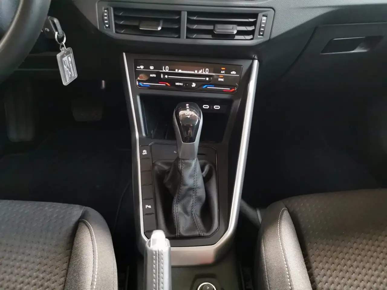 Volkswagen Polo 10