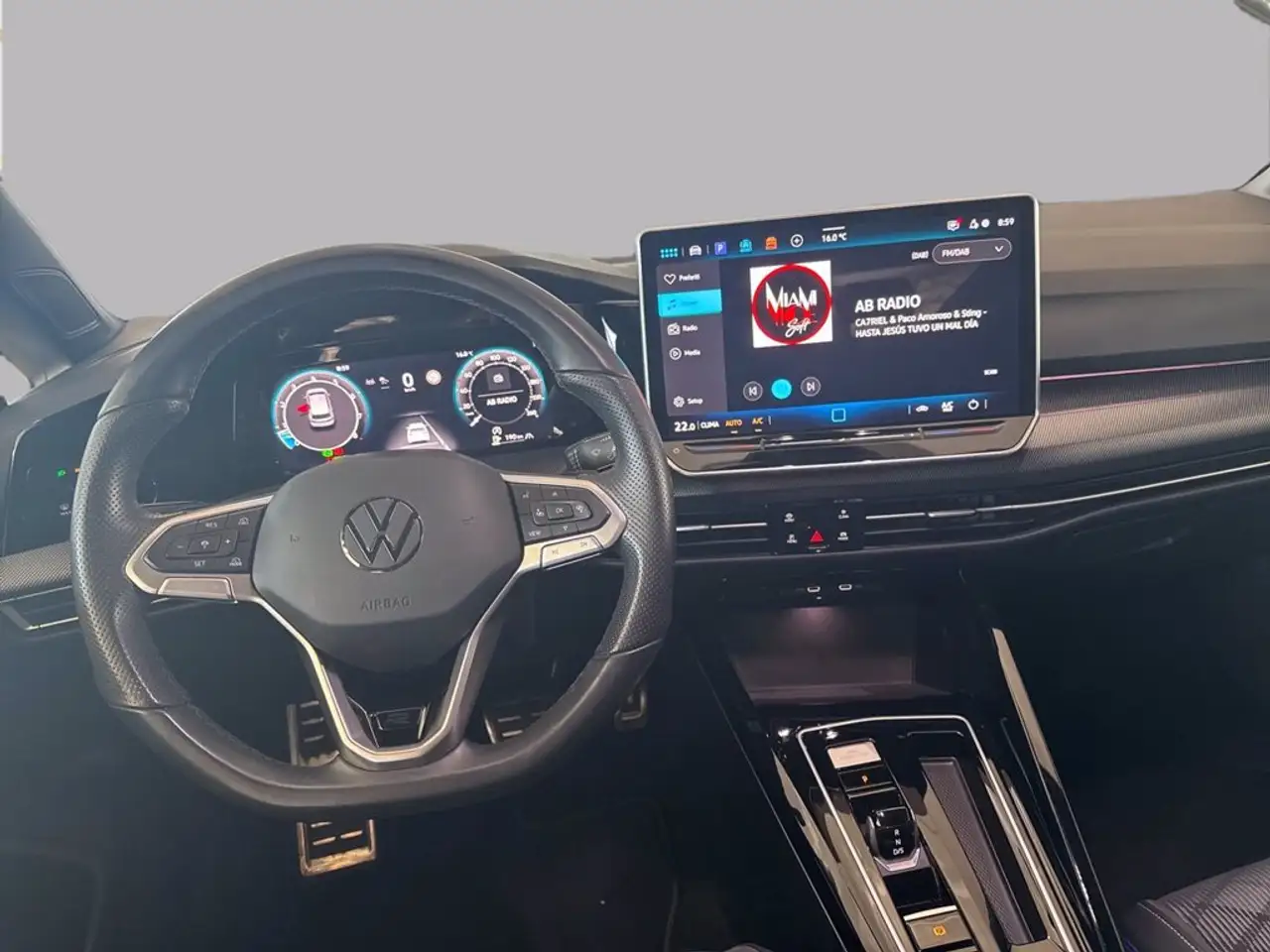 Volkswagen Golf 8